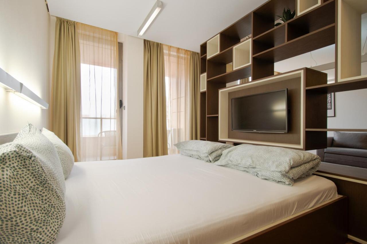 Deluxe Studentski Grad Apartamento Sofía